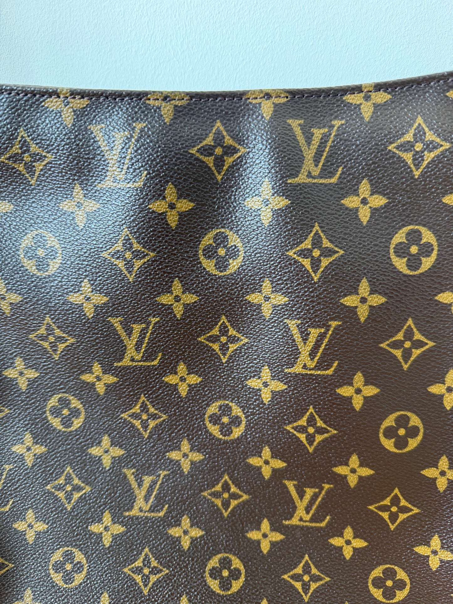 Louis Vuitton Looping GM