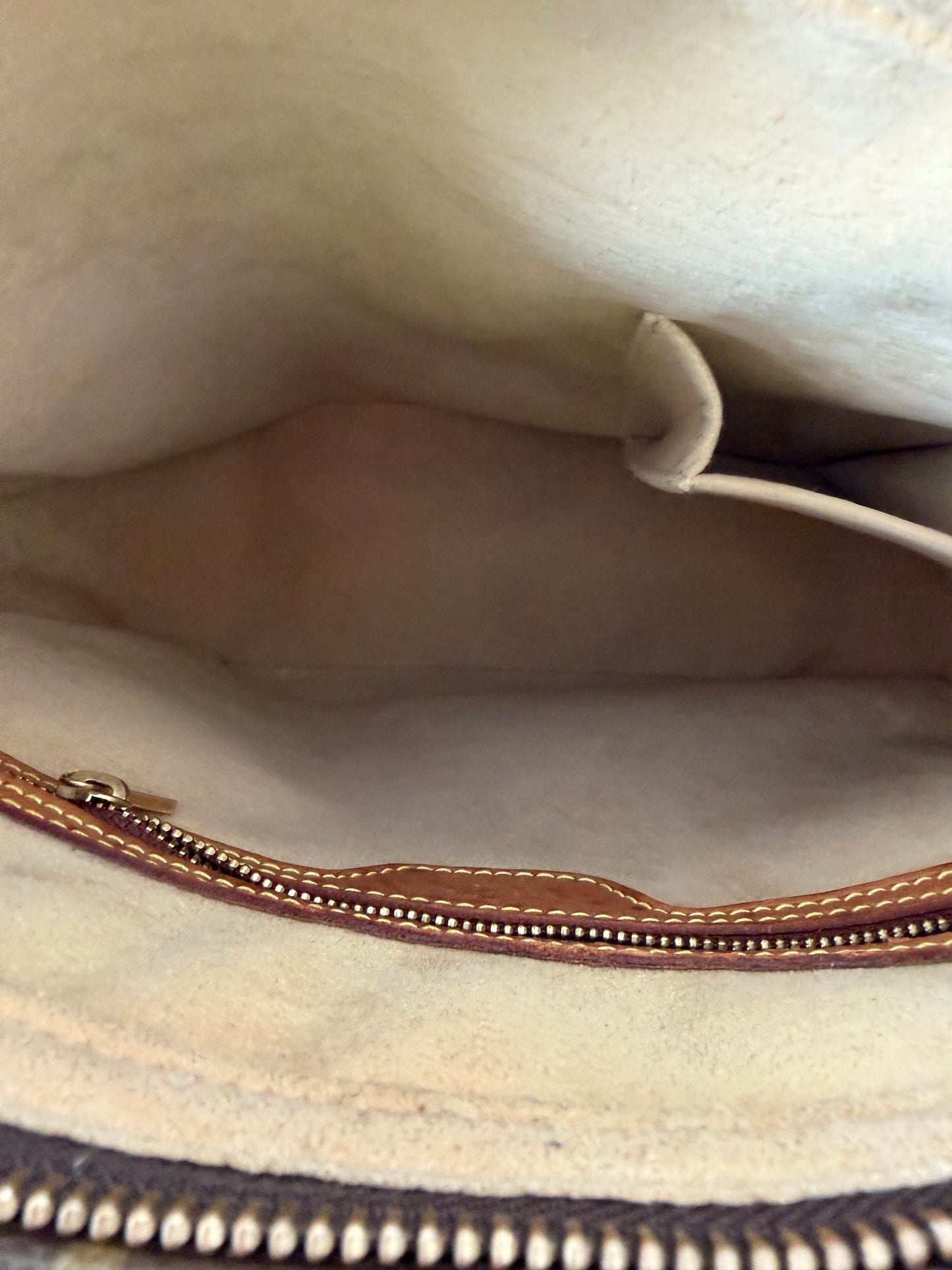 Louis Vuitton Looping GM
