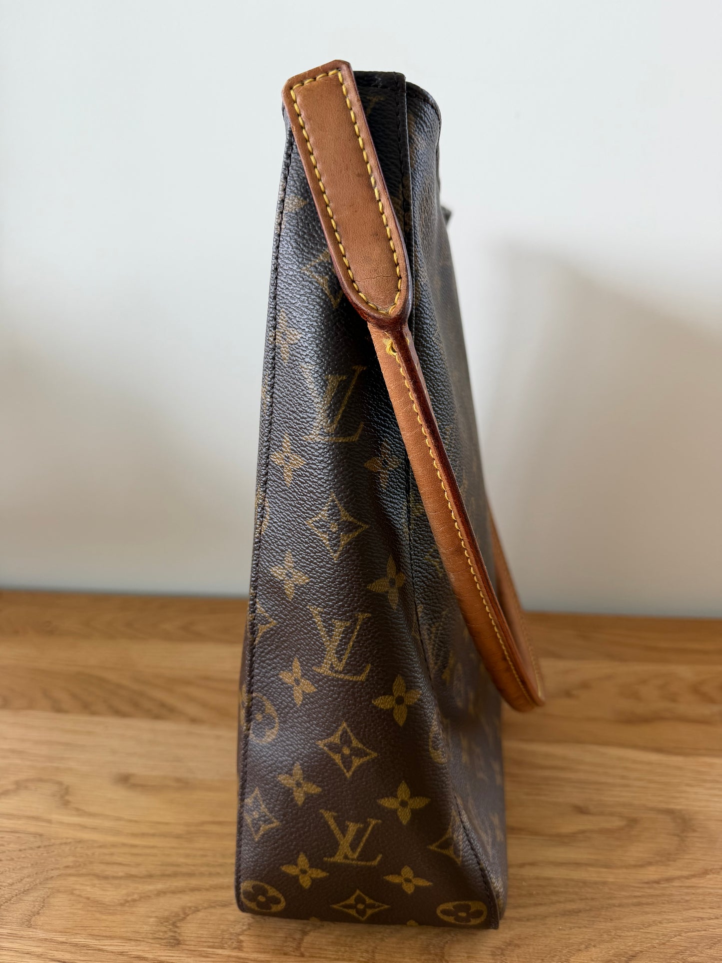 Louis Vuitton Looping GM
