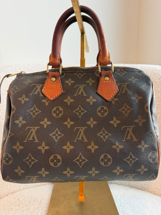 Louis Vuitton Speedy 25, 1985 vintage!
