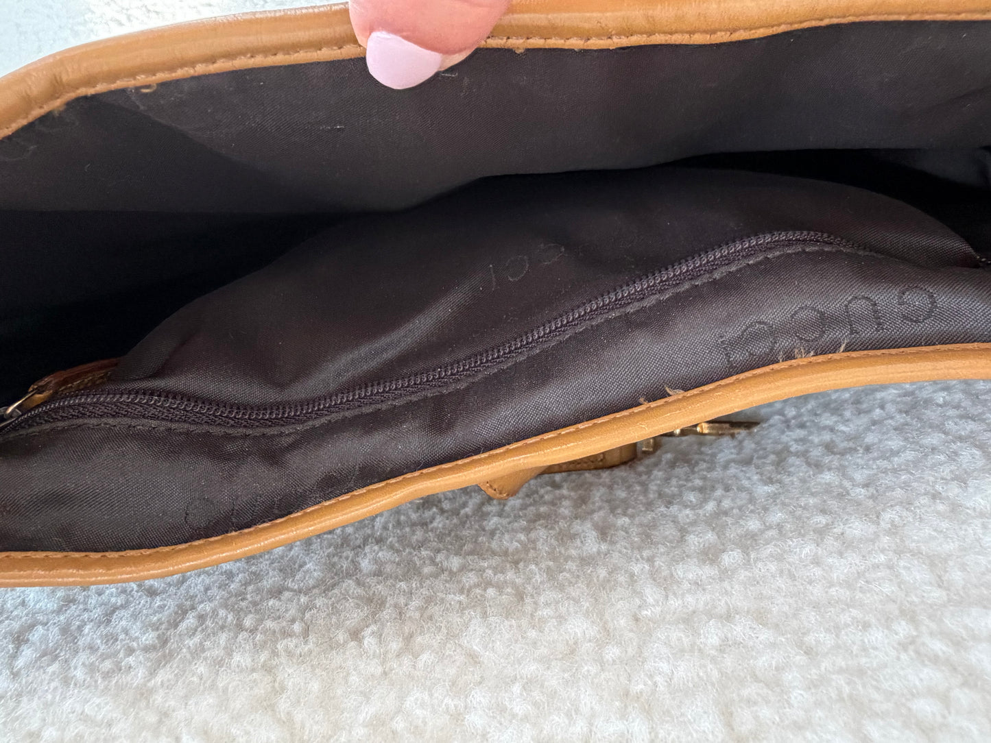 Gucci Jackie Medium - Camel Beige