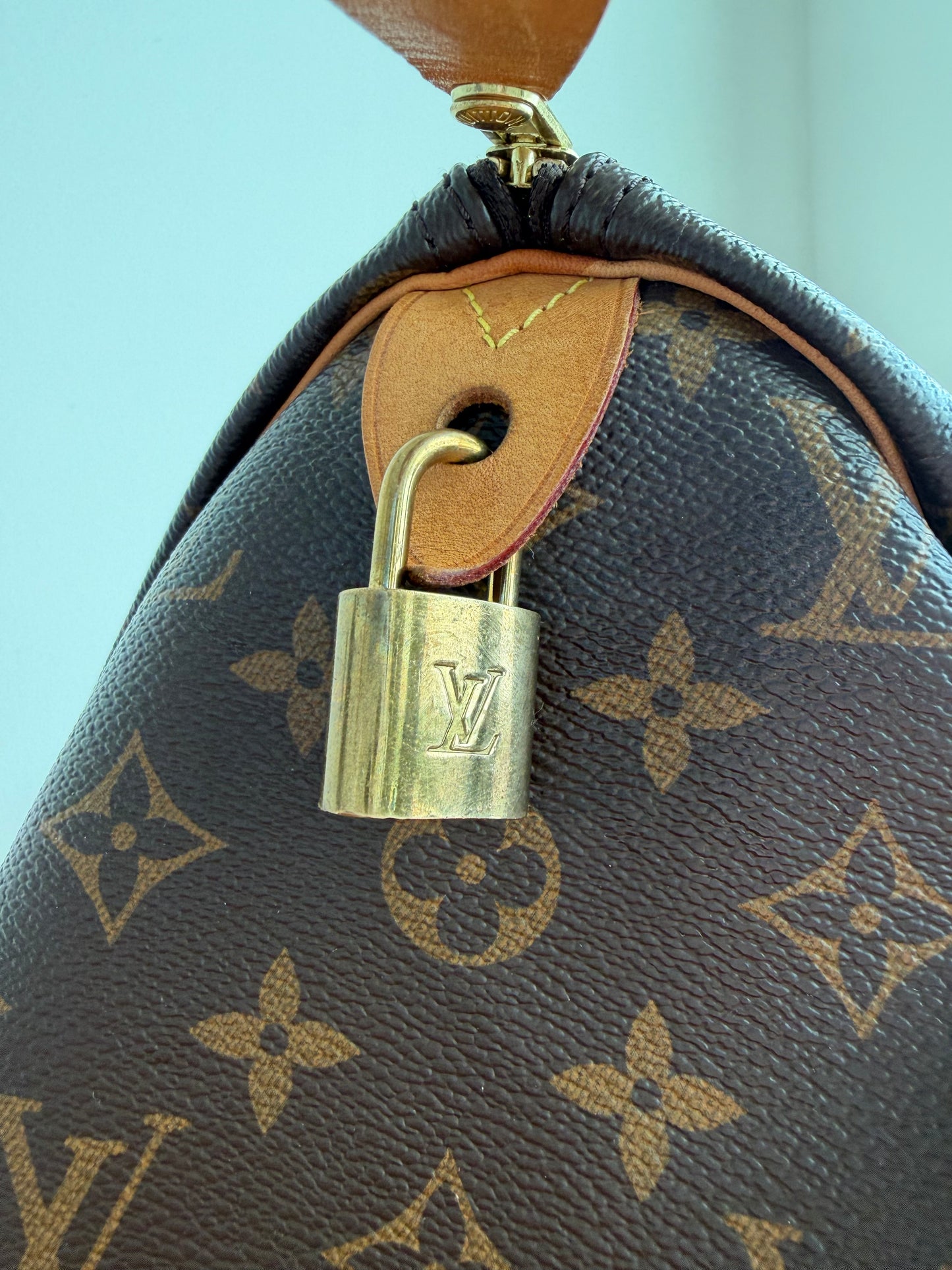 Louis Vuitton Speedy 30 — 2018 , With Box, lock, 2 keys + pouch