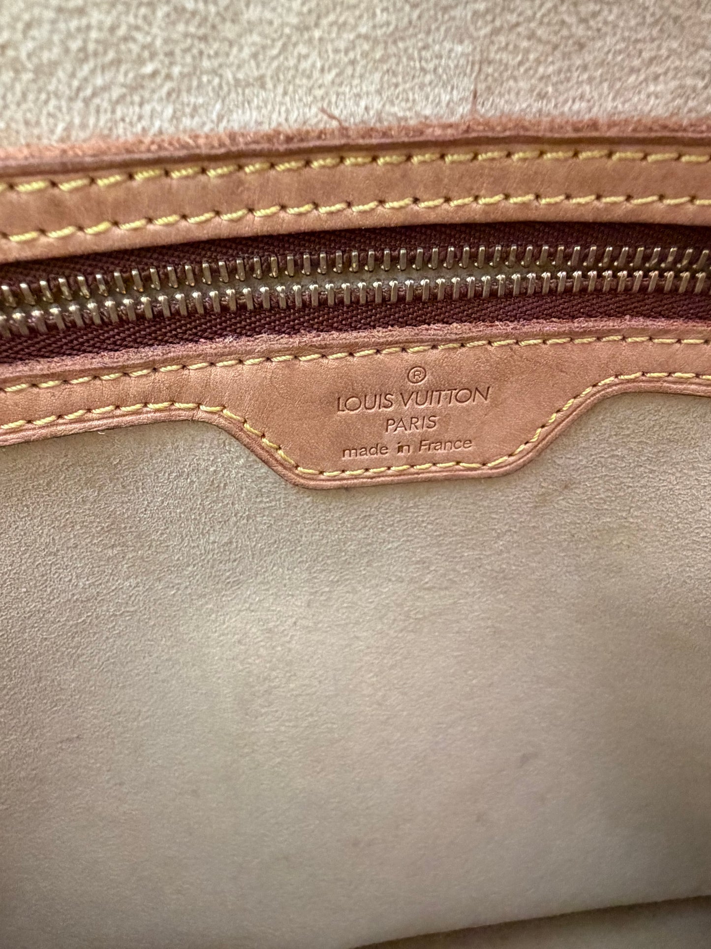 Louis Vuitton Looping GM — Vintage 1999